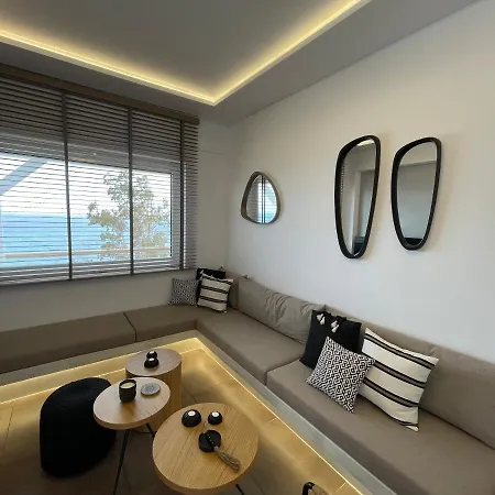 Bay View * Achlia